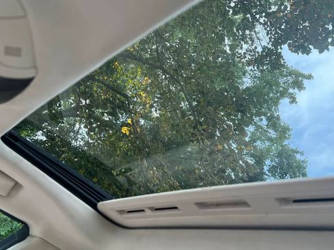 Used 2018 Maserati Ghibli S image 28