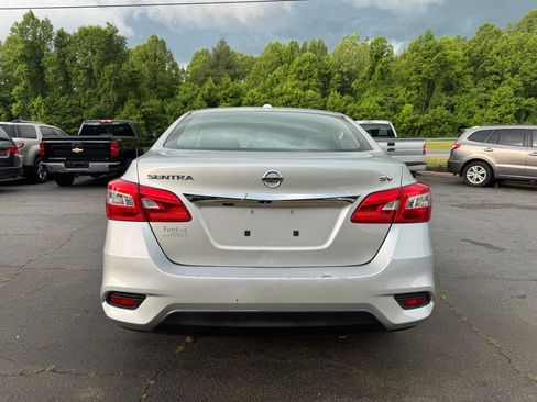 Used 2017 Nissan Sentra SV w/ Style Package FWD image 6