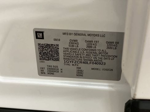 Used 2020 Cadillac XT4 Premium Luxury w/ Driver Awareness Package image 32