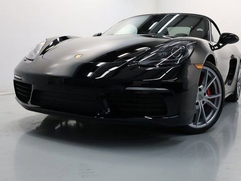 Used 2024 Porsche 718 Boxster S RWD image 45