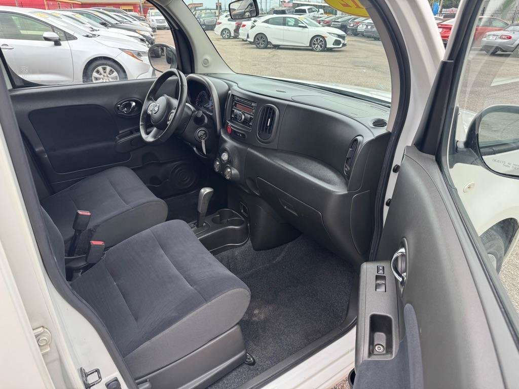 Used 2012 Nissan Cube 1.8 S w/ Interior Designer Pkg FWD image 8
