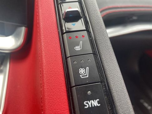 Used 2023 Chevrolet Corvette Stingray Preferred Conv w/ Z51 Performance Package image 12