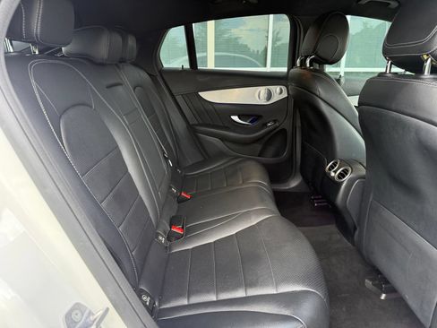 Used 2020 Mercedes-Benz GLC 300 4MATIC Coupe image 39