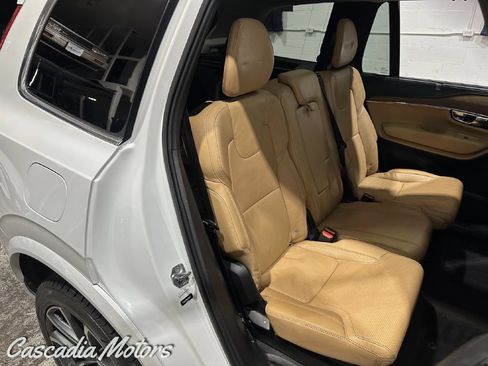 Used 2016 Volvo XC90 T6 AWD/4WD image 15