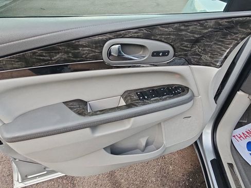 Used 2014 Buick Enclave Premium w/ Trailering Provision Package image 12