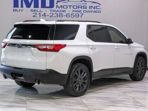 Used 2019 Chevrolet Traverse RS w/ LPO, Floor Liner Package FWD image 10