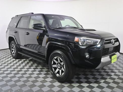 Used 2024 Toyota 4Runner TRD Off-Road AWD/4WD image 9