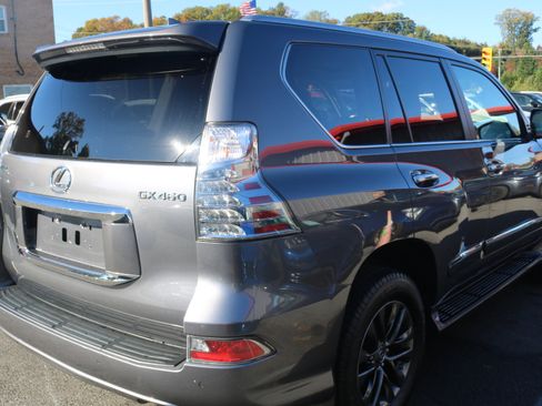 Used 2017 Lexus GX 460 Luxury image 9