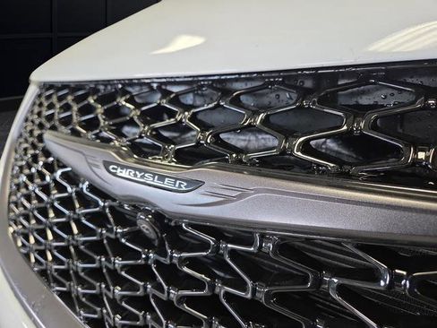 New 2026 Chrysler Pacifica Select image 39