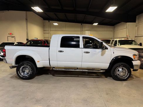 Used 2008 Dodge Ram 3500 Truck SXT w/ Popular Equipment Group image 12