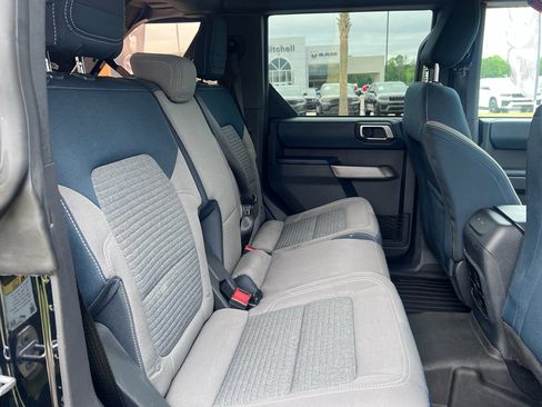 Used 2022 Ford Bronco Outer Banks AWD/4WD image 12