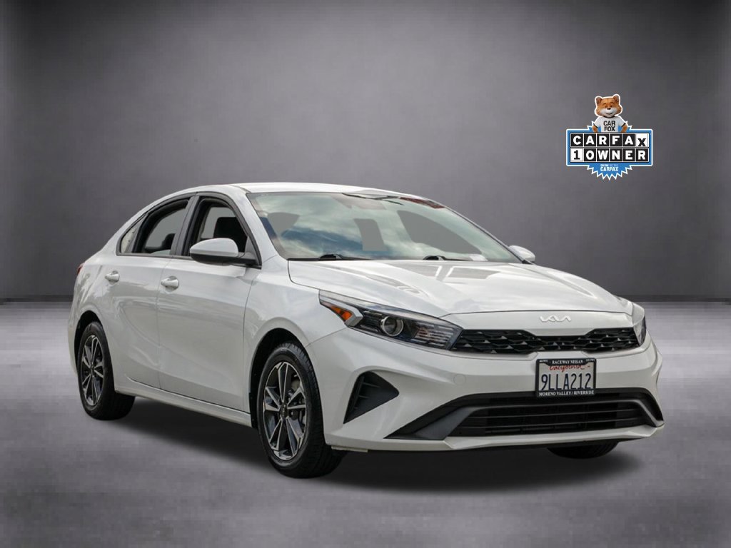 Used 2024 Kia Forte LXS FWD image 2