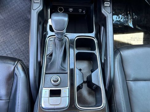 Used 2024 Kia Telluride S w/ S Sunroof Package FWD image 27
