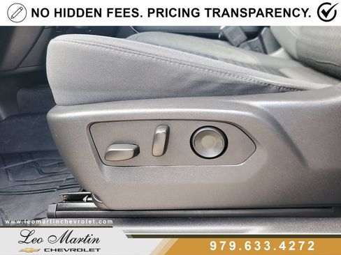 Used 2025 Chevrolet Silverado 1500 Custom RWD image 16