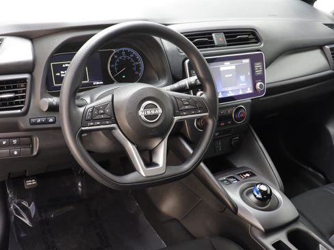 Used 2023 Nissan Leaf S image 7