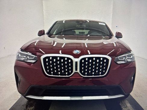 Used 2025 BMW X4 xDrive30i image 9