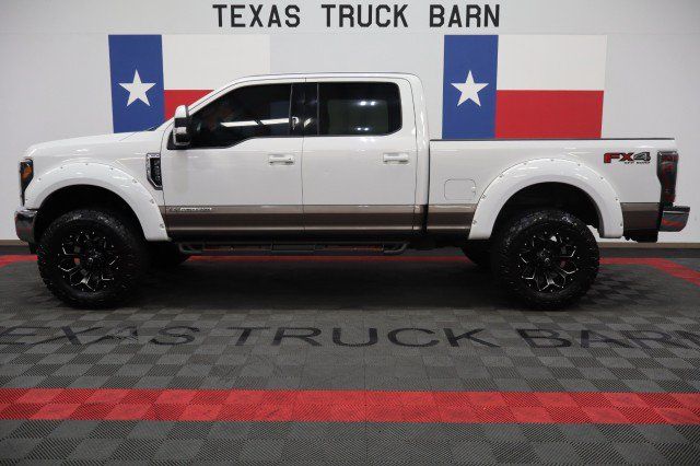 Used 2019 Ford F250 Lariat w/ Lariat Value Package AWD/4WD image 1