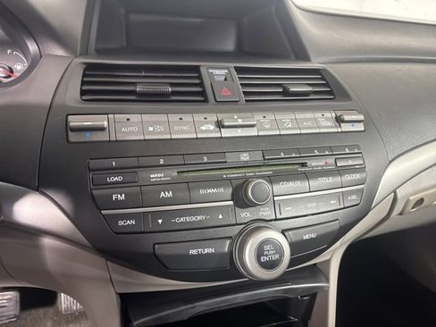 Used 2010 Honda Accord EX-L image 18