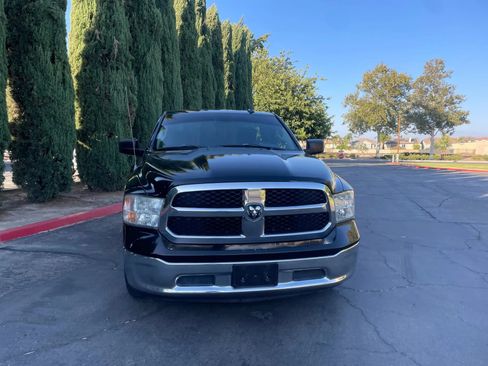 Used 2013 RAM 1500 Classic SLT RWD image 3