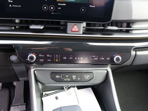 New 2026 Kia Carnival SX Prestige FWD image 30