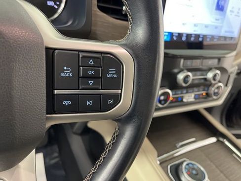 Used 2024 Ford Expedition Max Limited image 21