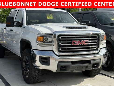 Used 2018 GMC Sierra 2500 4x4 Crew Cab w/ Sierra Convenience Package image 13