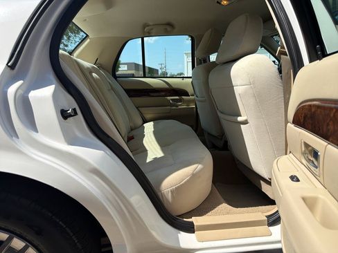 Used 2008 Mercury Grand Marquis GS RWD image 28
