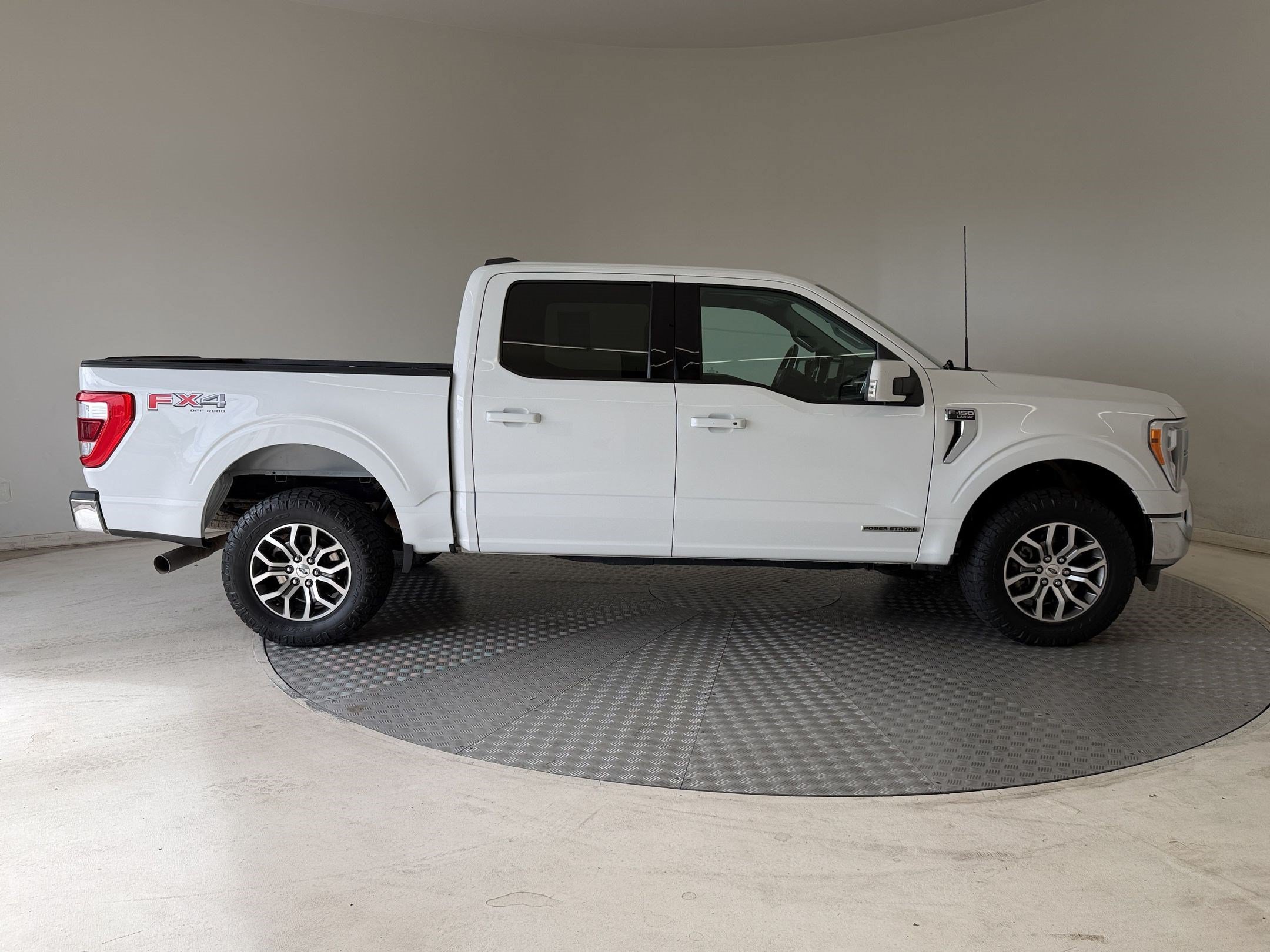 Used 2021 Ford F150 Lariat w/ Equipment Group 501A Mid AWD/4WD image 8