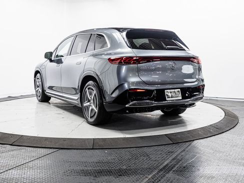 Certified 2023 Mercedes-Benz EQS 580 4MATIC SUV image 32