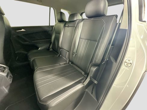 Certified 2023 Volkswagen Tiguan SE image 22