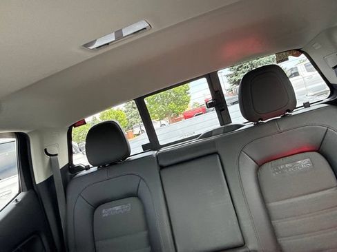 Used 2016 GMC Canyon SLE w/ All Terrain Package AWD/4WD image 5