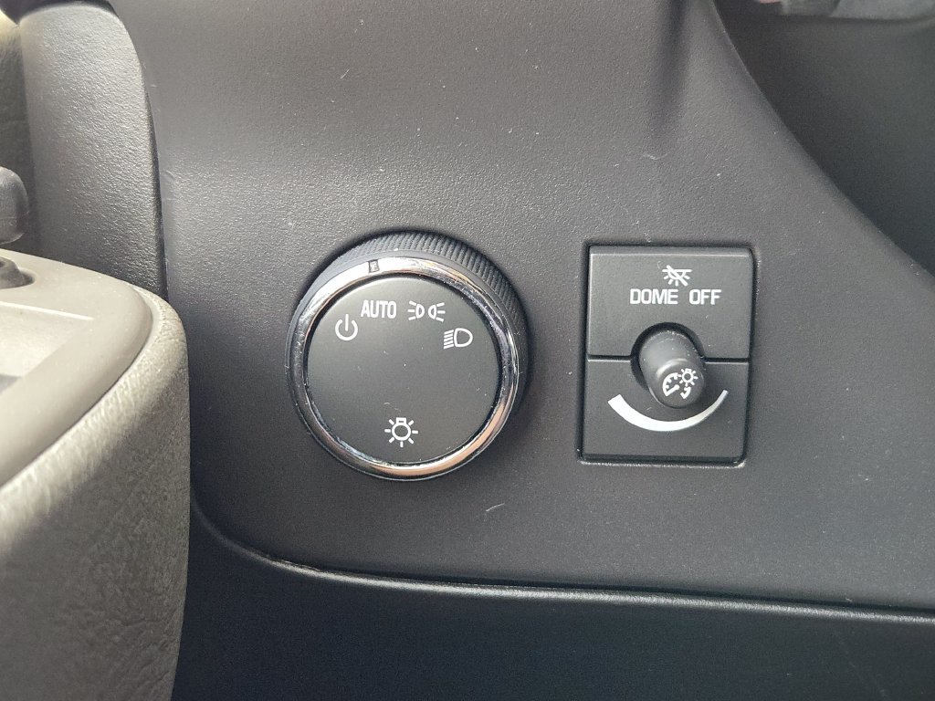 Used 2024 Chevrolet Express 3500 Extended RWD image 23