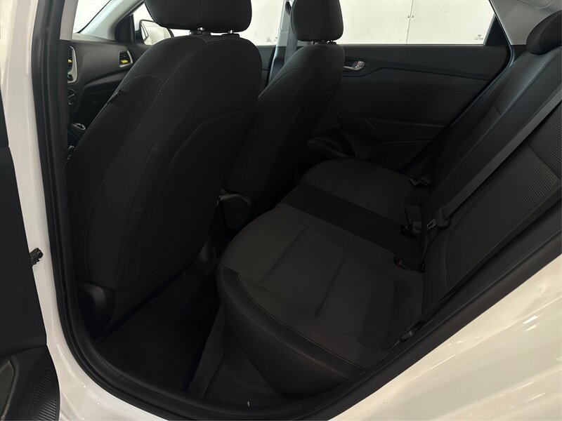 Used 2018 Hyundai Accent SE FWD image 10