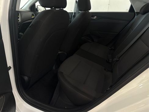 Used 2018 Hyundai Accent SE FWD image 10