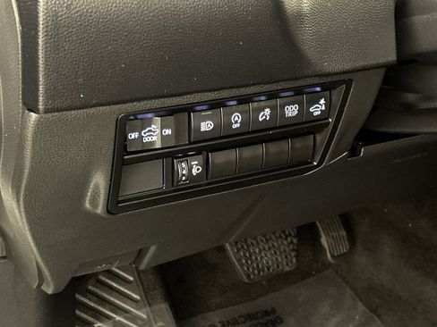 Used 2022 Toyota Tundra SR5 image 13