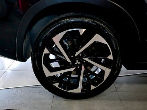 Used 2024 Mitsubishi Outlander SEL Black Edition image 50