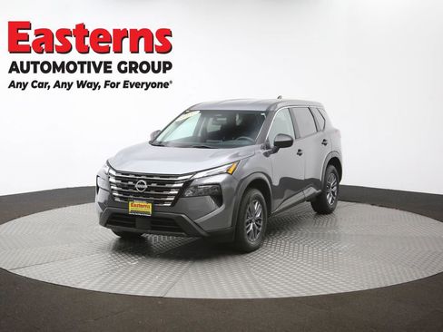 Used 2024 Nissan Rogue S AWD/4WD image 56