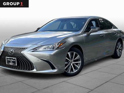 Certified 2021 Lexus ES 350 w/ Premium Package