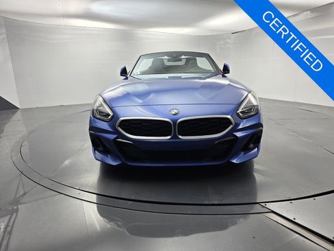 Used 2023 BMW Z4 sDrive30i w/ Driving Assistance Package image 2