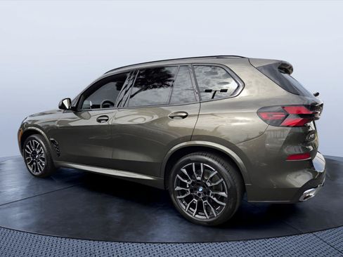 Used 2026 BMW X5 sDrive40i w/ M Sport Package RWD image 4