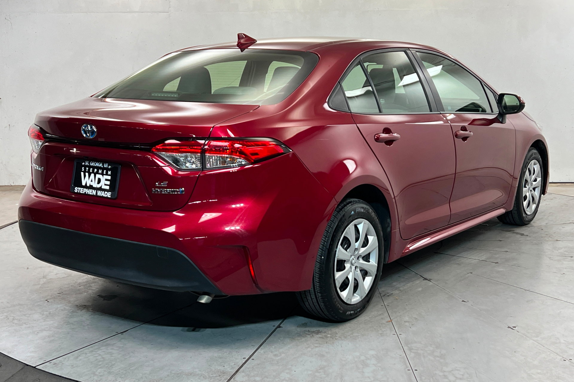 Used 2023 Toyota Corolla LE FWD image 6