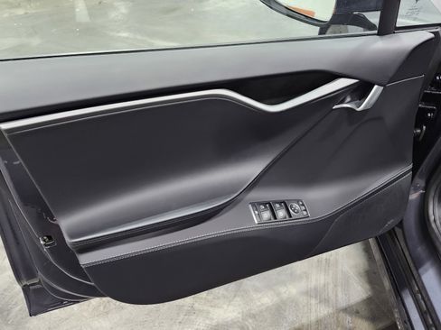 Used 2020 Tesla Model S Long Range image 25