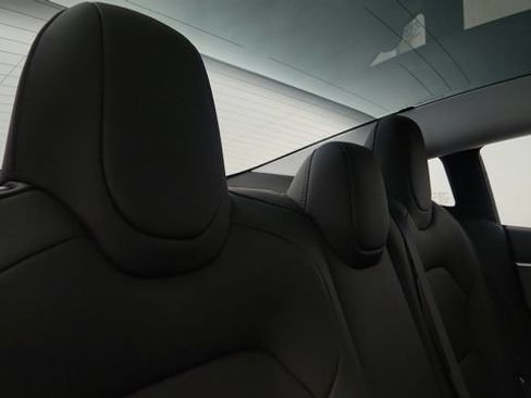 Used 2025 Tesla Model 3 RWD image 55