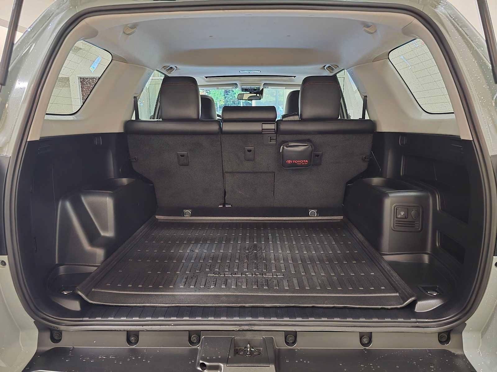 Certified 2023 Toyota 4Runner TRD Off-Road Premium w/ Off Road Premium Plus Package AWD/4WD image 31