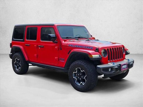 Used 2022 Jeep Wrangler Unlimited Rubicon 4xe image 3