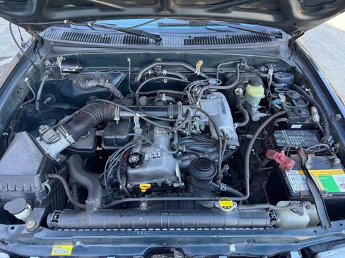 Used 1998 Toyota Tacoma 2WD Regular Cab image 27