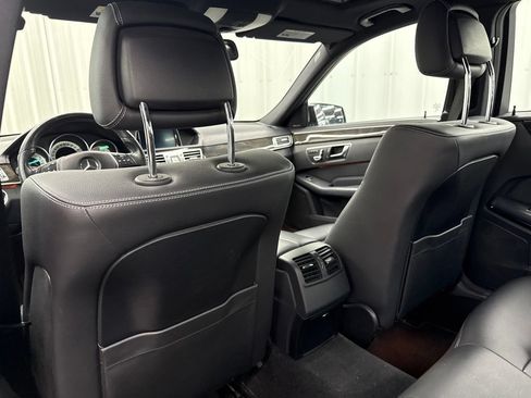 Used 2015 Mercedes-Benz E 350 Sedan image 12