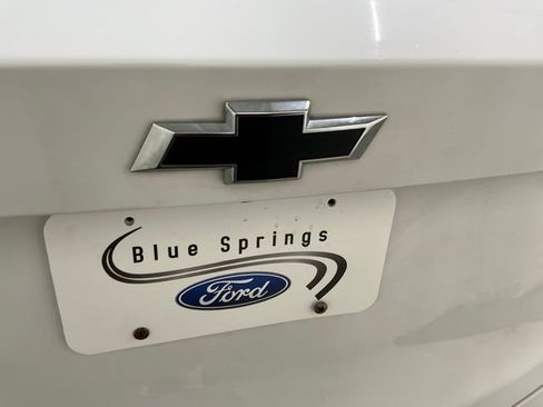 Used 2020 Chevrolet Blazer LT FWD image 6