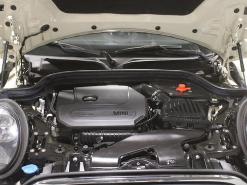 Used 2021 MINI Cooper 4-Door Hardtop w/ Storage Package FWD image 21