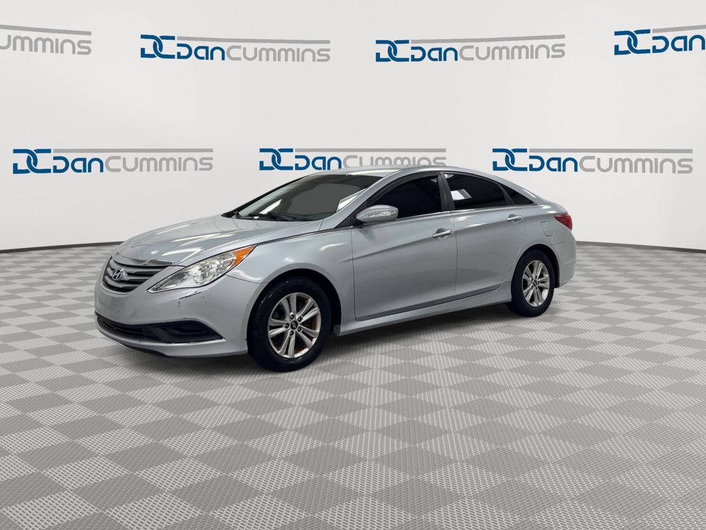 Used 2014 Hyundai Sonata GLS w/ Popular Equipment Group 2 FWD image 4